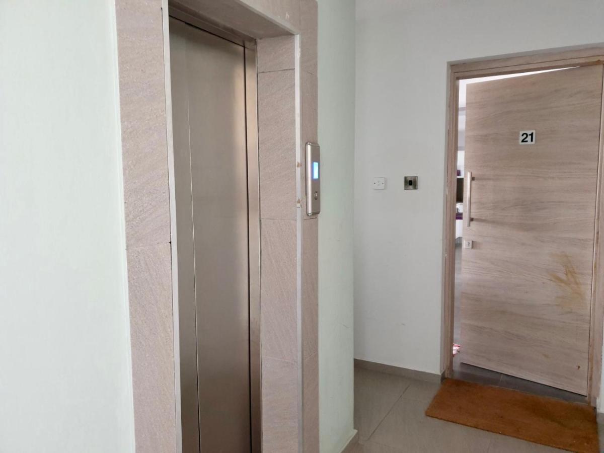 2-Bedroom Appartment In Center Nikosia Exterior foto